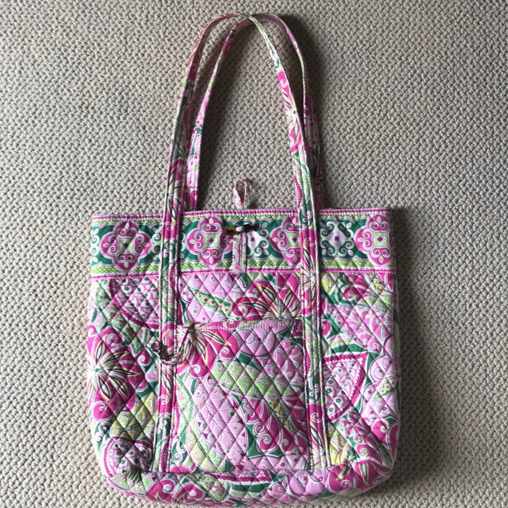 Vera Bradley weekend tote - Almost as NEW
